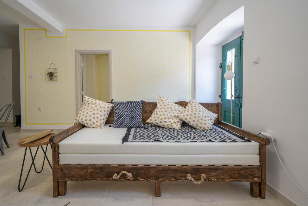 Apartments Oliva Risan Luaran gambar