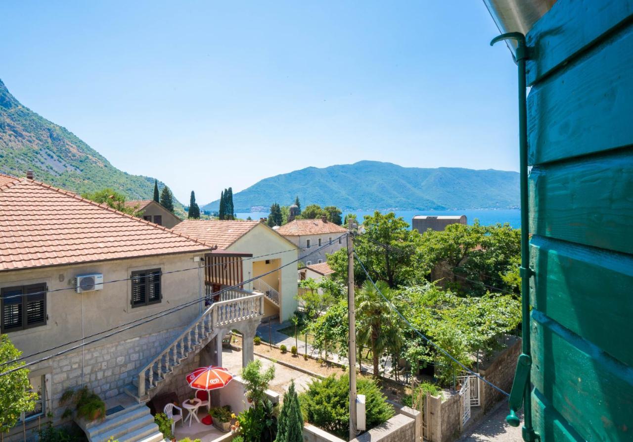 Apartments Oliva Risan Luaran gambar